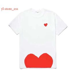 Cdg Fashion Mens T Shirt Designer Red Heart Couple Casual Women Shirts Des Badge Garcons High Quanlity Street Trend Comfort Sportstshirts 1974