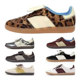 Retro Casual Shoes Leopard Print Shoes OG Bonners Non-Slip Outsole Fashionable Classic Black White Men Women Casual Shoes Gum Outdoor Flat Sports Sneakers