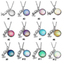 2019 Mermaid Pendant Necklaces Round Resin Bling Fish scales charm Link chains For women Fashion Jewelry Gift Bulk5423186