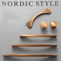 Nordic Classic Drawer Handle Antique Bronze Golden Handle Wine Cabinet Closet Door Handle Furniture Hardware Zinc Alloy Handle