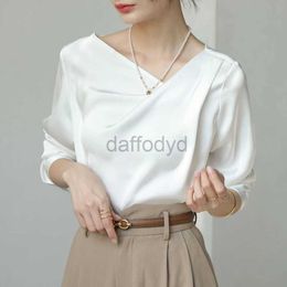 Women's Blouses Shirts Satin Womens Shirts New Silk Solid Casual Blouses Loose Spring/Summer Ladies Clothing FASHION Long Sleeves White Tops 240411