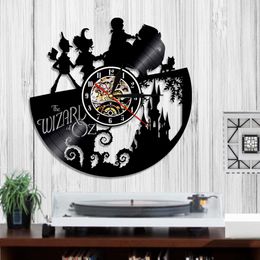 Wizard OZ Vinyl Record Clock For Nursery Kids Room Dorothy Gale Fairy Tale Home Decor Watch Scarecrow Wall Art Silent Wall Clock