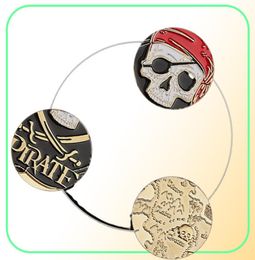 5PCSLot Movie Pirate Skull Gold Plated Aztec Coin Craft Jack Sparrow Medallion Skull Medal Collection Badge Gift2456773