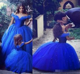 Cute Royal Blue Ball Gown Girls Pageant Dresses Off Shoulder Tulle Floor Length Toddler Birthday Dresses New Cupcake Dress5595691