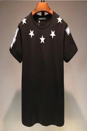 22ss Mens Designers TShirts New Men Women Classic Design Neckline Embroidered Stars Short Sleeved TShirt Summer Cotton Sports Sw6082396
