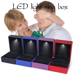 LED Lighted Gift Box Engagement Box Jewellery Box for Ring Earring Necklace Case LED Wedding Rings Box with Backlight