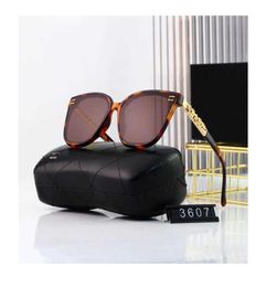 Designer Brand Luxury Sunglasses Trendy Women039s Sunscreen Temperament Polarised Proof Strong Light Glasses Holiday Ho4415788