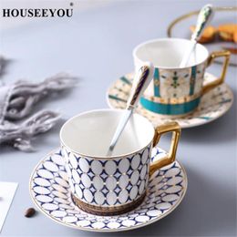 Cups Saucers High Grade Gilt Geometric Pattern Coffee Cup Saucer Set Lover's Gift Morning Mug Milk Tea Breakfast Porcelain Bone