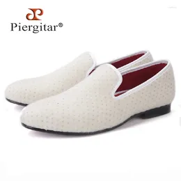 Casual Shoes Piergitar Arrival Handmade Men White Velvet With Small Rhinestones Party And Wedding Loafers Plus Size Flats