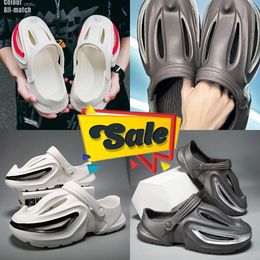 2024 Top Popular Shark Shoes Beach Shoes Mens Height увеличивает летние туфли, дышащие сандалии Gai Slippers Низкая цена 40-45