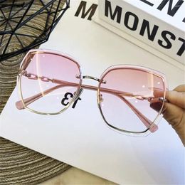 Sunglasses Accessories Street Wear Eyewear Rimless Square Shades Designer Sun Glasses Women's Polarized