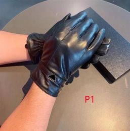 Men Women Designer Gloves Winter Luxury Black Genuine Leather Mittens Brands Fingers Glove Warm Cashmere Inside Touch Screen Mitte9620260