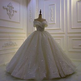 Gorgeous Beading Pearls Bride Dresses White Fashion Sweetheart Sequined Floor Length Ball Gowns Chic Chapel Train Wedding Dress