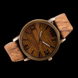 Homens relógios de quartzo simulação de madeira 6 colorida pu de couro relógio de grão de madeira relógio de relógio de pulso com suporte de bateria Shi9074506