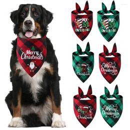 Dog Collars Merry Christmas Bandanas Classic Triangle Printing Plaid Xmas Pet Scarf Kerchief Gifts Holiday Decor