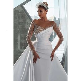 Stevditg Exquisite Crystal Socitioned Bride Pleat Flore Length Sheath Gownsファッションコートトレイン女性ウェディングドレス