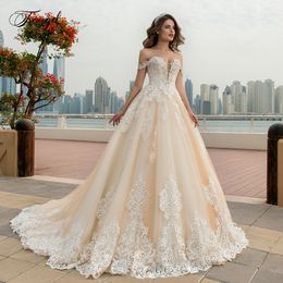 Traugel Sexy Sweetheart Spaghetti Straps Lace Vintage Wedding Dresses Luxury Appliques Beaded Court Train A Line Bridal Gown