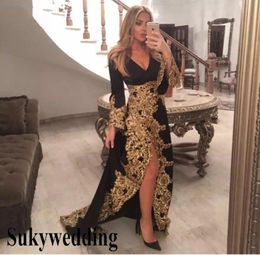 Elegant Black Evening Dresses with Gold Lace Applique Long Sleeves Sexy Dubai Prom Formal Dress Vneck Side Split Saudi Arabic Pag3209986