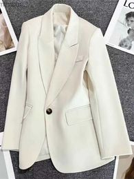 Frauenanzüge Blazer Jacken für Frauen kleine Anzug Schichten Frühling Neues koreanisches Temperament Elegante Tops Mode vielseitige Jacke Büro Blazer für Frauen C240411