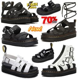 2024 New doc marteens sandals Casual Beach Shoes Versatile Ladies Outgoing Black and White Lace Hollow Litchi Pattern Sandal sandale flat slides sliders