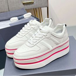H Songgao Thick Sole Women's 2024 New Dad Coloured Small White with Elevated Inner Height, Casual and Versatile Sports Shoes
