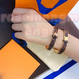 2Colors Designer Bracelet Bangle Charm Bracelet Luxury Bracelets Women Letter Jewelry Stainless steel 18K Gold Faux Leather Wristband Cuff Fashion Accessories