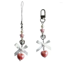 Keychains Heart Pendant Keychain Flower Phone Lanyard Strap Backpack Bag Charm Accessory Car Key Decoration Handmade Jewellery Gift