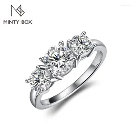 Cluster Rings MINTYBOX 2.0ct D Colour Round 925 Silver Moissanite Ring For Women 18K White Gold Plated Diamond Test Passed Engagement Gift