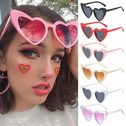 Sunglasses Heart Shaped For Women's Fashion Love UV400 Protection Eyewear Summer Beach Glasses Vintage Goggle