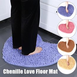 Bath Mats Superabsorbent Chenille Heart-shaped Floor Non-Slip Bathroom Toilet Carpet Colour Kid's Room Rug Soft Doormat Wedding Decor