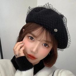 Berets Women Wool Female Thick Winter Hats Letter M Mesh Yarn Beret Solid Colour Vintage Warm Has