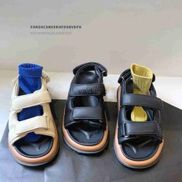 Sandals Childrens shoes summer childrens sandals men 3-6-12 years old pairs of Velcro girls Roman beach mens H240411