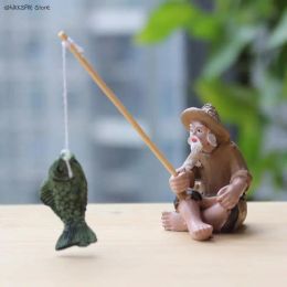 Fishing Old Man Resin Figure Statue Miniatures Sitting Garden Ornament Outdoor Garden Pool Micro-Landscape Bonsai Garden Crafts