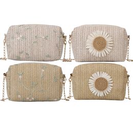 Small Daisy Bag Cute Straw Handbags Floral Lace Handwoven Tote Bags Ladies Shoulder Crossbody Bag Summer Beach Purse Female Bags