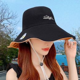 Wide Brim Hats Women Summer Sunscreen Foldable Bucket Hat Fisherman Daisy Cap Reversible Marguerite Embroidery Cotton Solid Traveling Beach