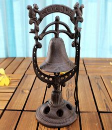 Rustic Brown Table Hand Bell Handbell Cast Iron Decorative Squirrel Standing Restaurant Bar Pub el Party Service Supply3003467