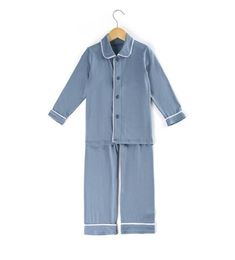 100 cotton solid Colour Boys Girls sleepwear button Family Matching Children Christmas Ruffle kids Pyjamas Y20011422987317880