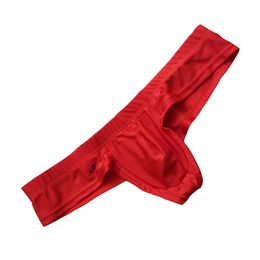 Hot Sale Fast Drying Bikini Underpants Sexy Thong Swim Trunks Multiple Colors Solid Color Pleated Thong Swimwear Men Swim Trunk