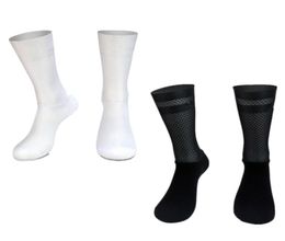 New Pro Team Aero Anti Slip Silicone Cycling Socks Men Bicycle Sport Running Bike Socks Calcetines Ciclismo6643324