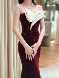 Runway Dresses Wine Red Velvet Strapless Celebrity Sleeveless Off Shoulder Elegant Light Luxury Mermaid Engagement Toast Evening Gowns