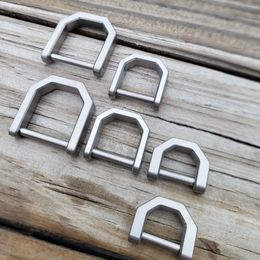 1PC EDC Wire-cut CNC Pure Titanium Alloy TC4 Horseshoe Stirrup Buckle Small Medium And Large D-shaped Key Swivel Joint Latch