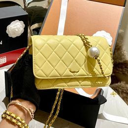 24SS Pearl Adjusting Buckle Women Designer Flap Bag Woc Wallet Lambskin Leather Multi Pochettes Gold Hardware Matelasse Chain Luxury Card Holder Purse 19x13cm