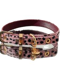 Hooker punk niche design with a spicy girl style pink leopard print belt buckle collar necklace for women