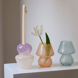 2023 New Nordic Style Creative Desktop Coloured Vase Lamp Hot Popular Hand Blown Borosilicate Glass Bud Vase for Candles