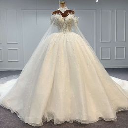 Wedding White Elegant V-neck Pearls Beading Ball Gowns Exquisite Chapel Train Lace Appliques Bride Dress Custom