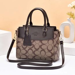 Boston Pillow 2024 New Handbag Women's Fashion One Shoulder Crossbody Bag Trend 78% Off Store wholesale