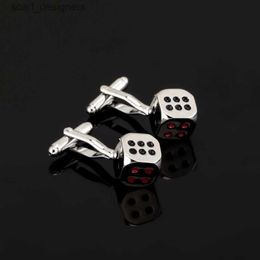 Cuff Links Fashion High Quality French Gamblers dice Cufflink For Mens Shirt Brand suit silvery Cuff Buttons Top sale Cuff Links Jewellery Y240411