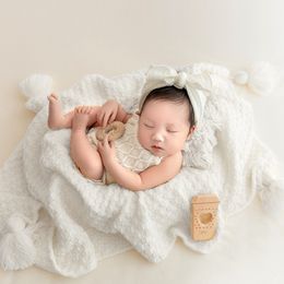 Knitted Baby Blanket with Tassels Newborn Photography Props Knit Throw Fringe Soft Blanket for Baby Accessories Newborn Backdrop