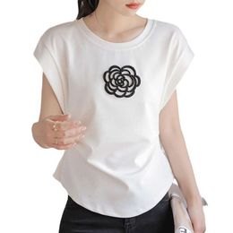 Japanesees Style Three-Dimensional Cutting With Pleats And Slim Waist Design, Three-Dimensional Camellia Flower Silk Cotton T-Shirt For Women's Clothing, Showing