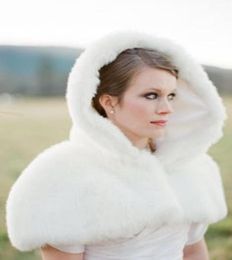 2017 Winter Faux Fur Cloaks Hooded Wedding Wraps White Short Sleeve Fur Bridal Shrugs Boleros Jackets9792359